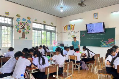 Trường Tiểu học Lê Đình Chinh, huyện Đắk Song tổ chức các hoạt động chào mừng kỷ niệm 42 năm ngày Nhà giáo Việt Nam .