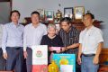 Chủ tịch Uỷ ban MTTQVN Đắk Nông thăm, tặng quà gia đình chính sách, người có công tại Đắk Mil