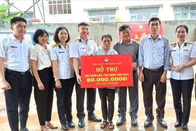 Tổng Công ty Tân Cảng Sài Gòn xây nhà tình nghĩa tại Đắk Nông